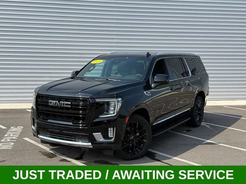 Used 2023 GMC Yukon XL SLT w/ SLT Luxury Package AWD/4WD image 1