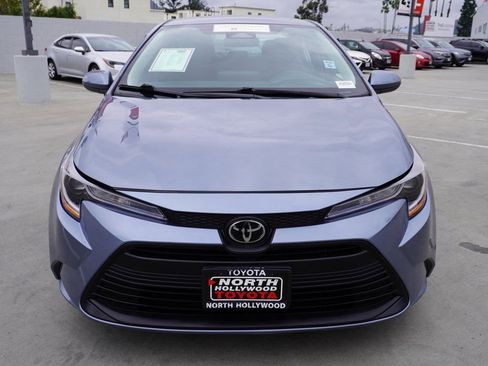 Certified 2025 Toyota Corolla LE image 3