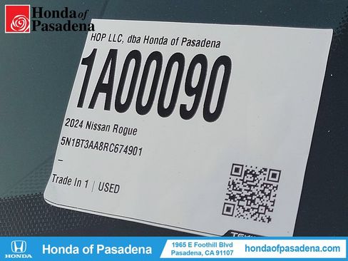 Used 2024 Nissan Rogue S FWD image 33