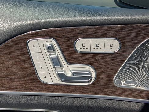 Used 2024 Mercedes-Benz GLS 450 4MATIC image 22