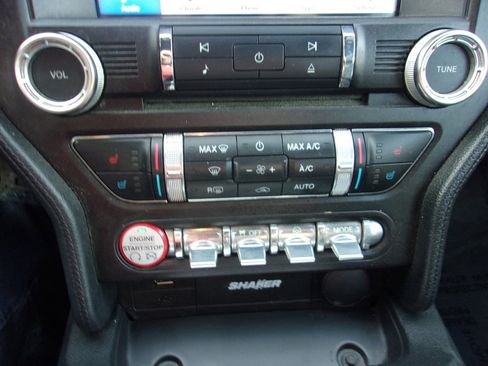 Used 2017 Ford Mustang Premium image 20