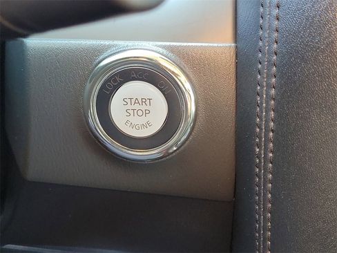 Used 2023 Nissan Armada SV image 13