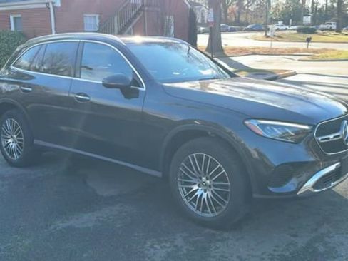 Used 2026 Mercedes-Benz GLC 300 4MATIC image 4
