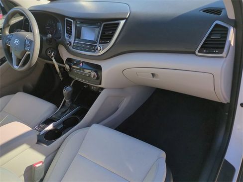 Used 2017 Hyundai Tucson SE image 26