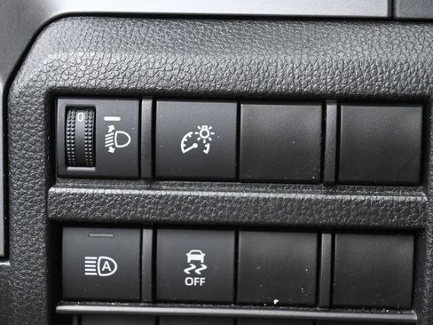 Certified 2024 Toyota Tacoma TRD Sport AWD/4WD image 14