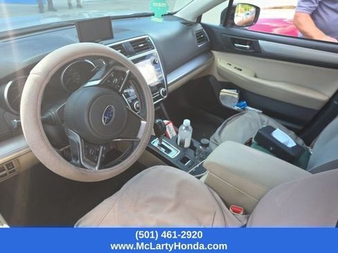 Used 2018 Subaru Outback 2.5i Premium AWD/4WD image 5