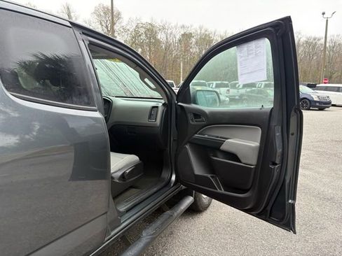 Used 2016 Chevrolet Colorado W/T w/ WT Convenience Package image 27
