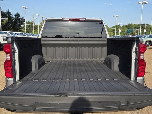 Used 2023 Chevrolet Silverado 1500 Custom RWD image 26