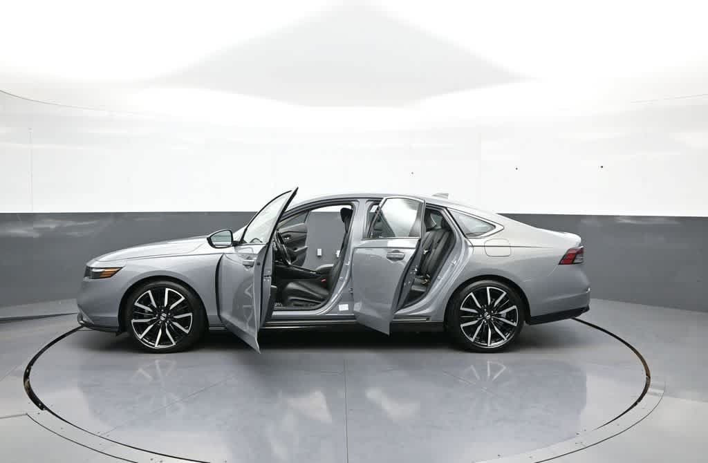 Used 2023 Honda Accord Touring image 55
