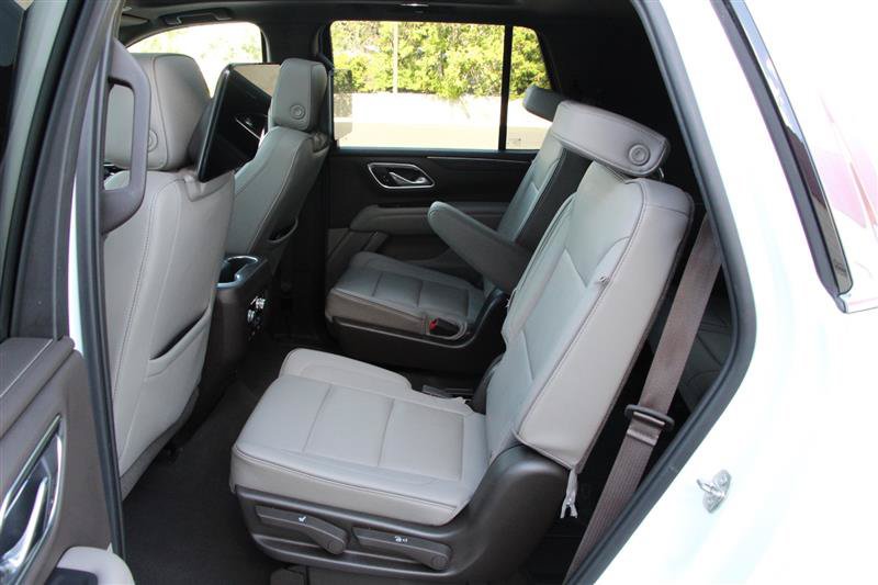 Used 2021 GMC Yukon SLT w/ SLT Luxury Plus Package AWD/4WD image 15