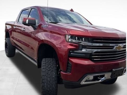 Used 2021 Chevrolet Silverado 1500 High Country w/ Technology Package AWD/4WD image 1
