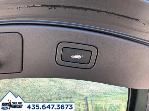 Used 2021 Jaguar F-TYPE R-Dynamic AWD/4WD image 25