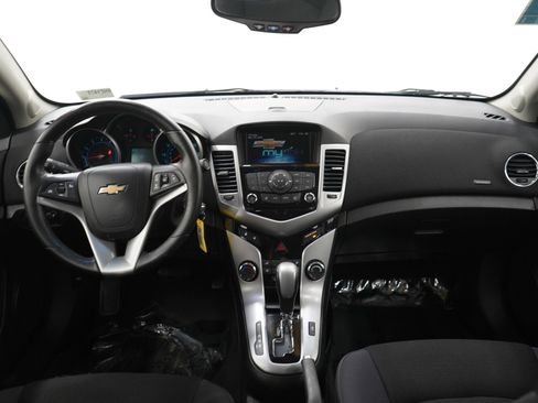Used 2013 Chevrolet Cruze LT FWD image 14