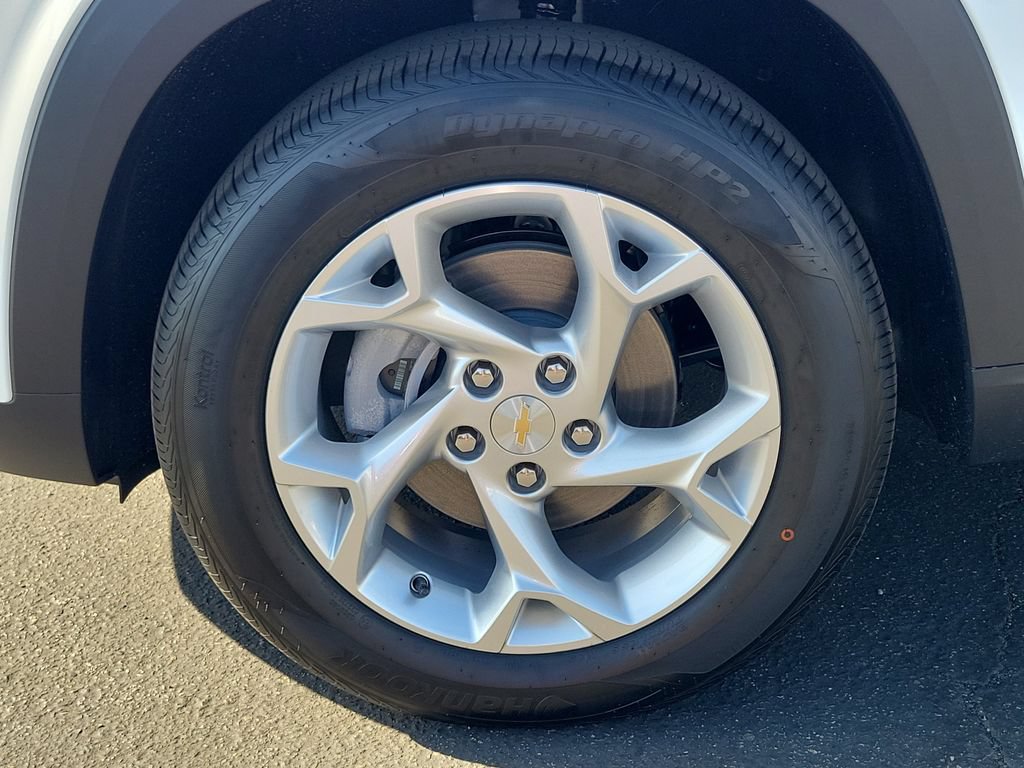 New 2026 Chevrolet Trax LS w/ LS Convenience Package FWD image 22