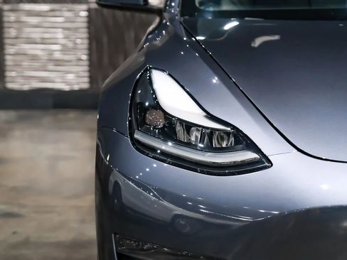 Used 2023 Tesla Model 3 Standard Range image 55