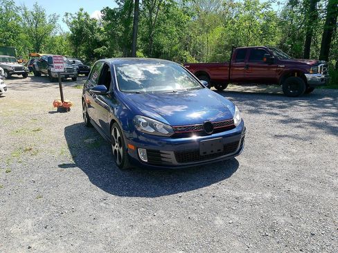 Used 2012 Volkswagen GTI 4-Door FWD image 1
