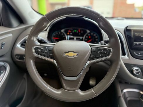 Used 2016 Chevrolet Malibu LT FWD image 18