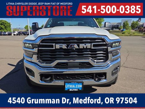 New 2026 RAM 5500 Tradesman AWD/4WD image 14