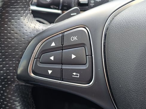 Used 2017 Mercedes-Benz GLE 400 4MATIC image 23