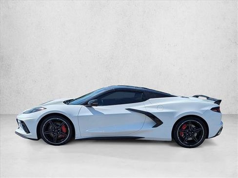 Used 2020 Chevrolet Corvette Stingray Convertible w/ Z51 Performance Package RWD image 8