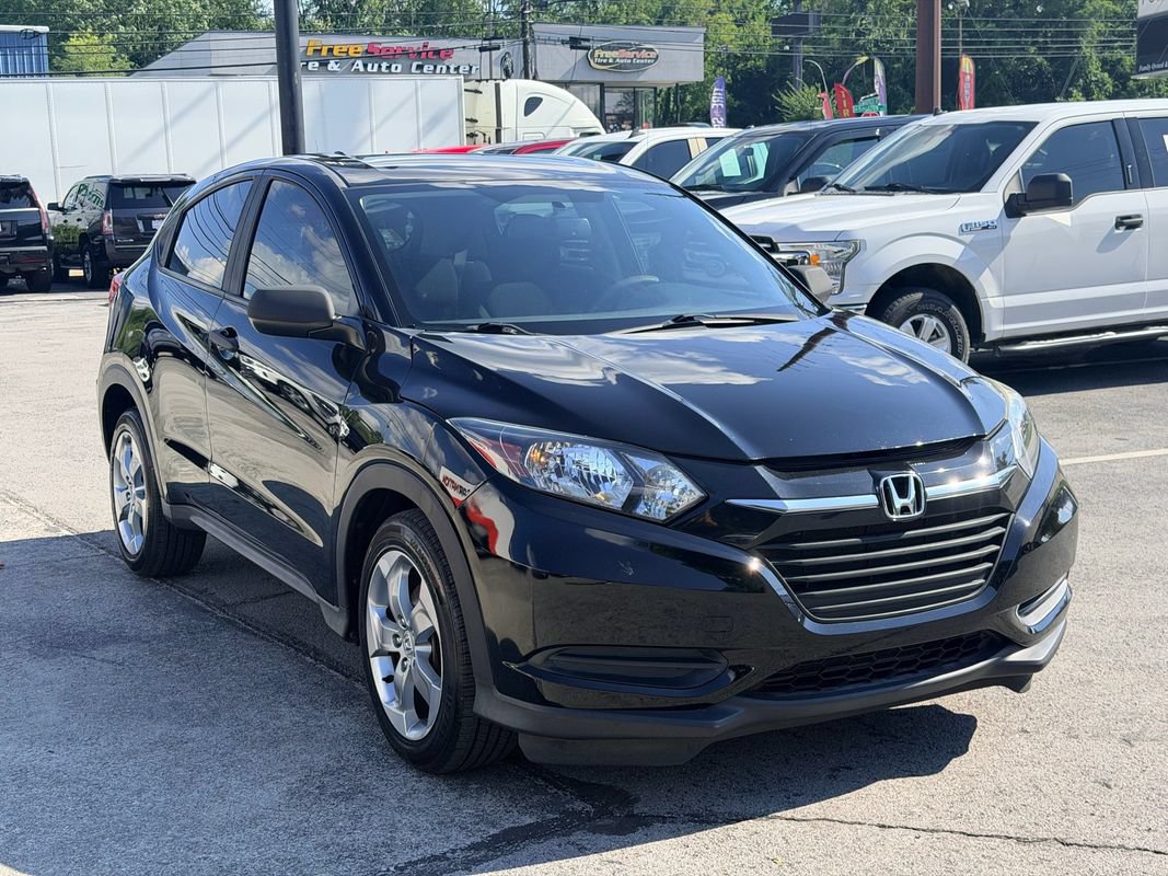 Used 2018 Honda HR-V LX image 8