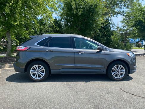 Certified 2019 Ford Edge SEL w/ Equipment Group 201A AWD/4WD image 3