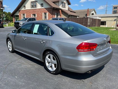 Used 2013 Volkswagen Passat 2.5 SE FWD image 5