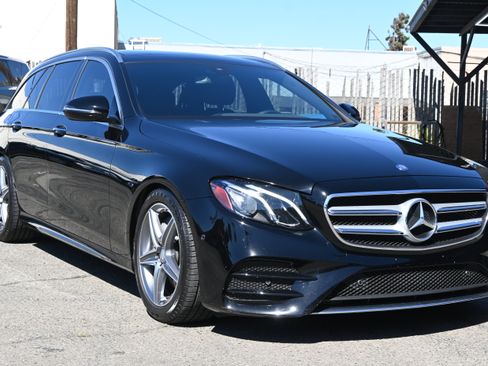 Used 2017 Mercedes-Benz E 400 4MATIC Wagon image 7