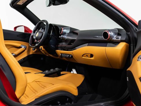 Certified 2023 Ferrari F8 Tributo RWD image 49