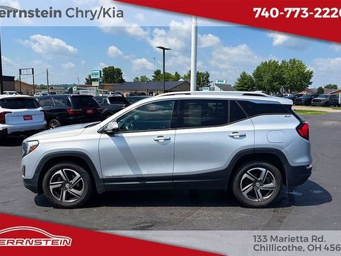 Used 2020 GMC Terrain SLT AWD/4WD image 4