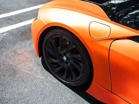 Used 2015 BMW i8 AWD/4WD image 7