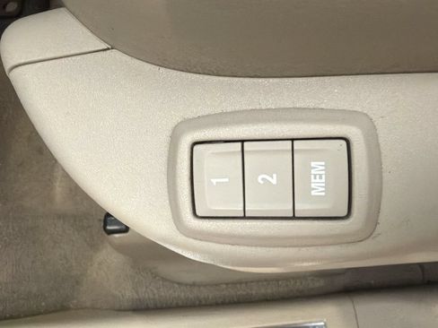 Used 2015 Cadillac SRX Premium w/ Driver Assist Package AWD/4WD image 15