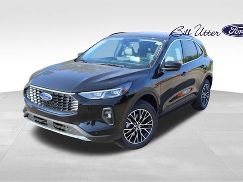 New 2026 Ford Escape SE w/ PHEV Premium Package image 1