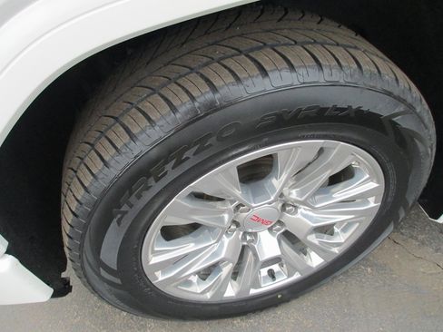 Certified 2021 GMC Sierra 1500 Denali w/ Driver Alert Package II image 12