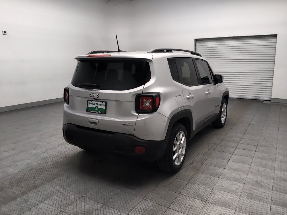 Used 2021 Jeep Renegade Latitude FWD image 9