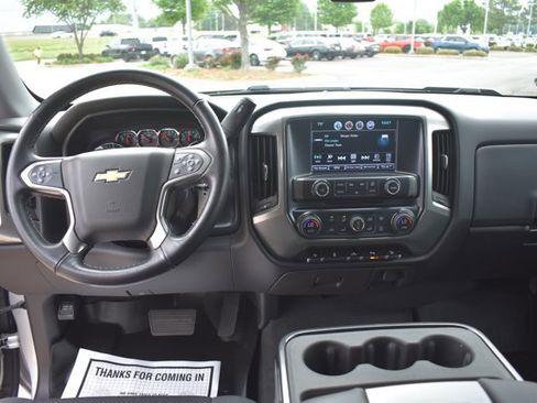 Used 2018 Chevrolet Silverado 1500 LT w/ All Star Edition image 17