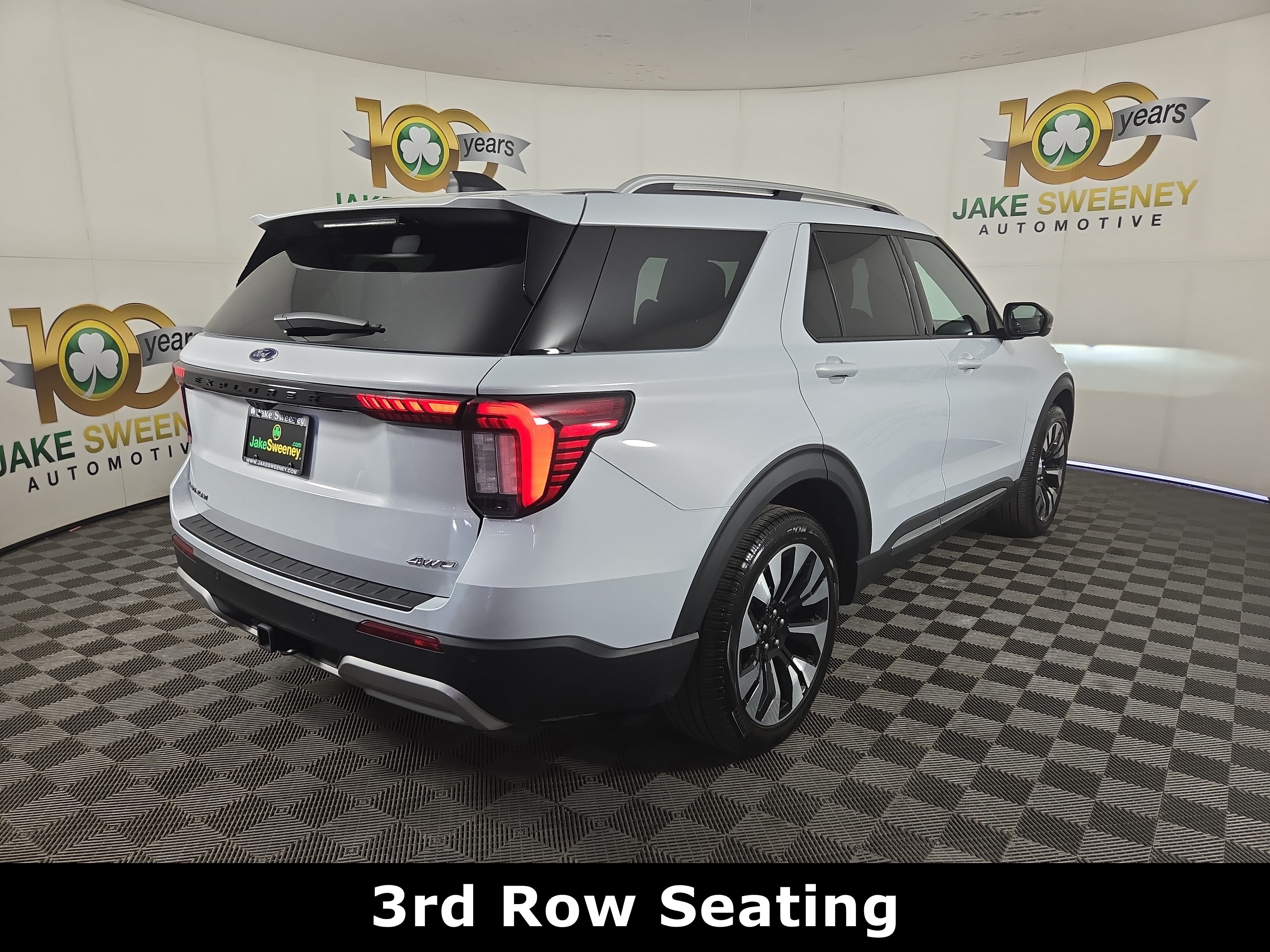 Used 2025 Ford Explorer Platinum w/ LUX Leather Package AWD/4WD image 9