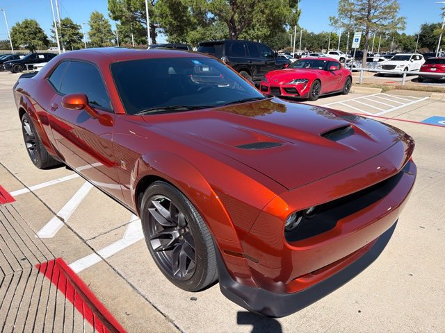 Used 2021 Dodge Challenger R/T Scat Pack RWD image 3