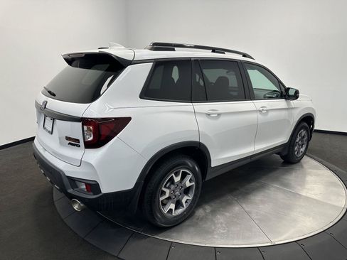 Certified 2023 Honda Passport TrailSport image 7
