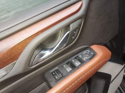 Certified 2023 GMC Yukon Denali Ultimate image 17