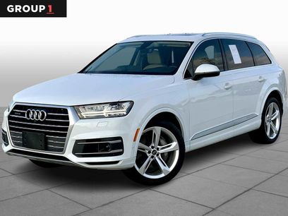 Used 2019 Audi Q7 3.0T Prestige w/ Prestige Package