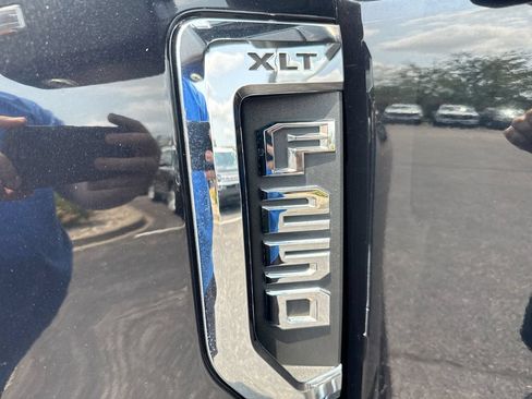 Used 2021 Ford F250 XLT w/ XLT Premium Package AWD/4WD image 26