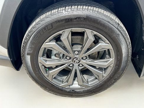 Used 2024 Toyota RAV4 Limited AWD/4WD image 39