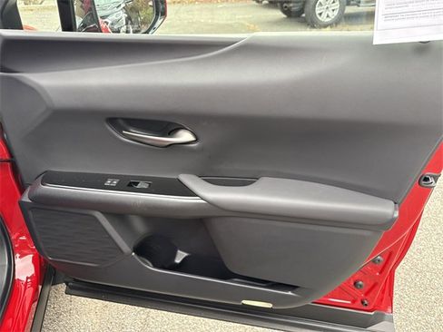 Used 2023 Lexus UX 250h AWD image 26