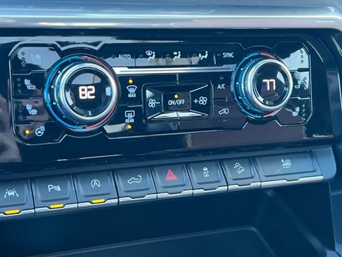 Certified 2023 GMC Sierra 1500 Denali Ultimate image 18