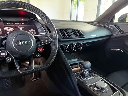 Used 2017 Audi R8 V10 plus AWD/4WD image 41