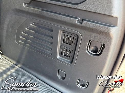 Used 2026 Chevrolet Traverse RS w/ LPO, Floor Liner Package AWD/4WD image 22
