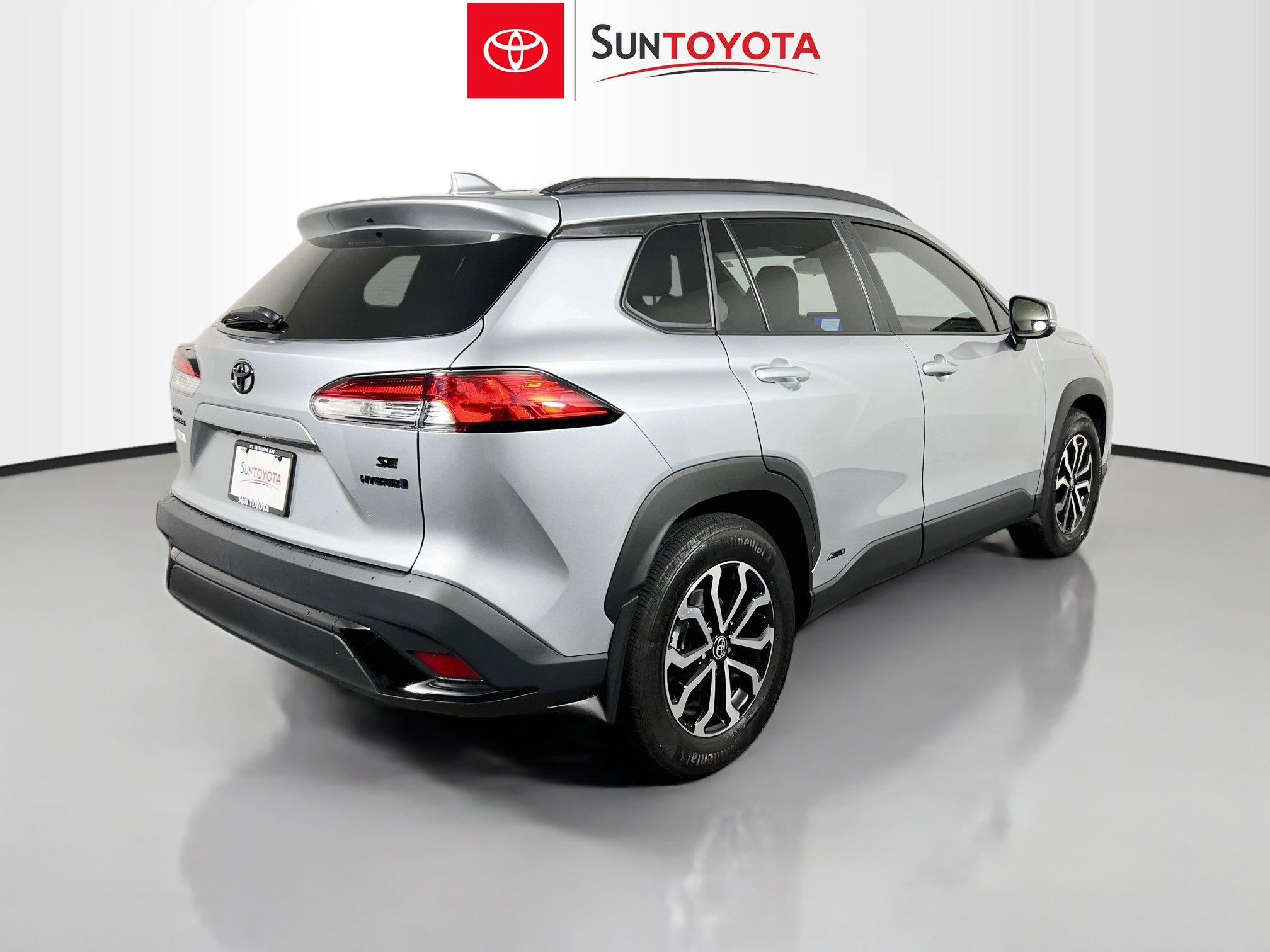 Used 2024 Toyota Corolla Cross AWD Hybrid image 4