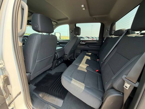 Used 2025 Chevrolet Silverado 2500 LT w/ Convenience Package AWD/4WD image 18