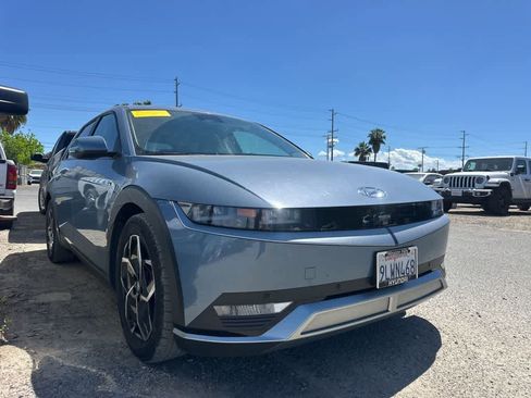 Used 2024 Hyundai Ioniq 5 SEL image 3
